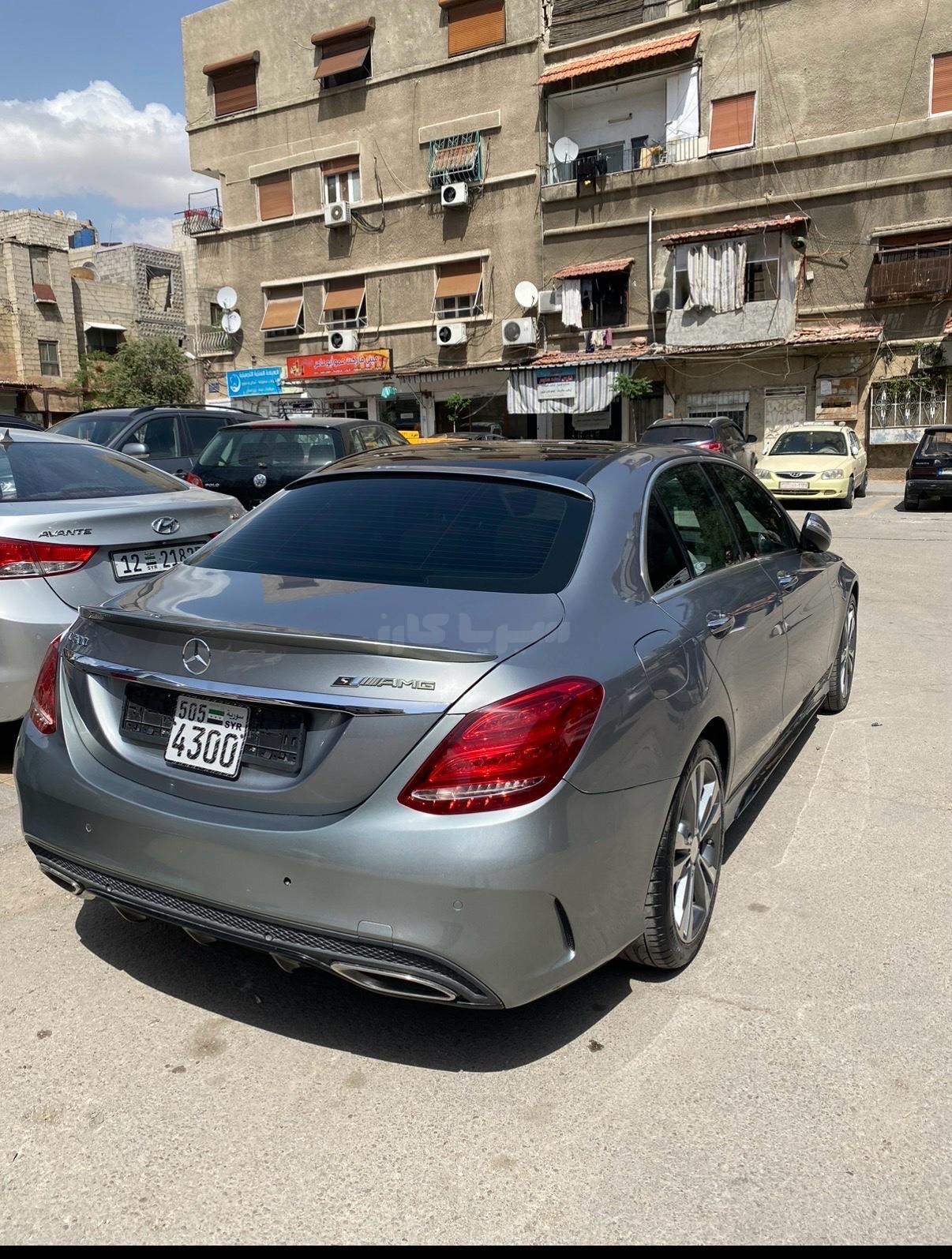 مرسيدس بينز C 300 2015