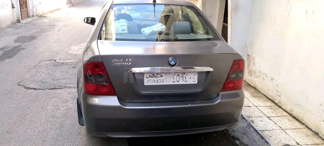 جيلي MK1 2011