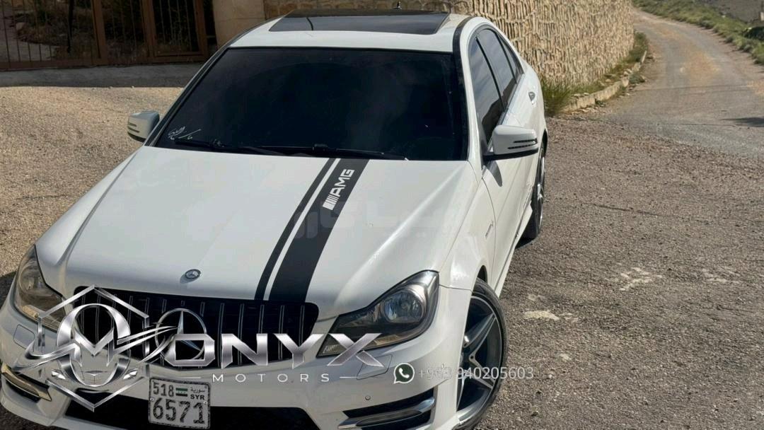 مرسيدس بينز C 30 AMG 2012