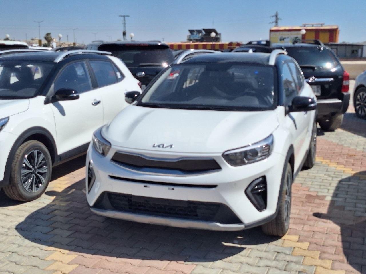 كيا KX1 2025