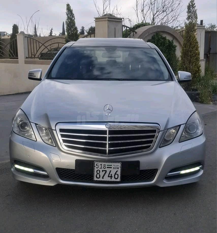 مرسيدس بينز E300 2011