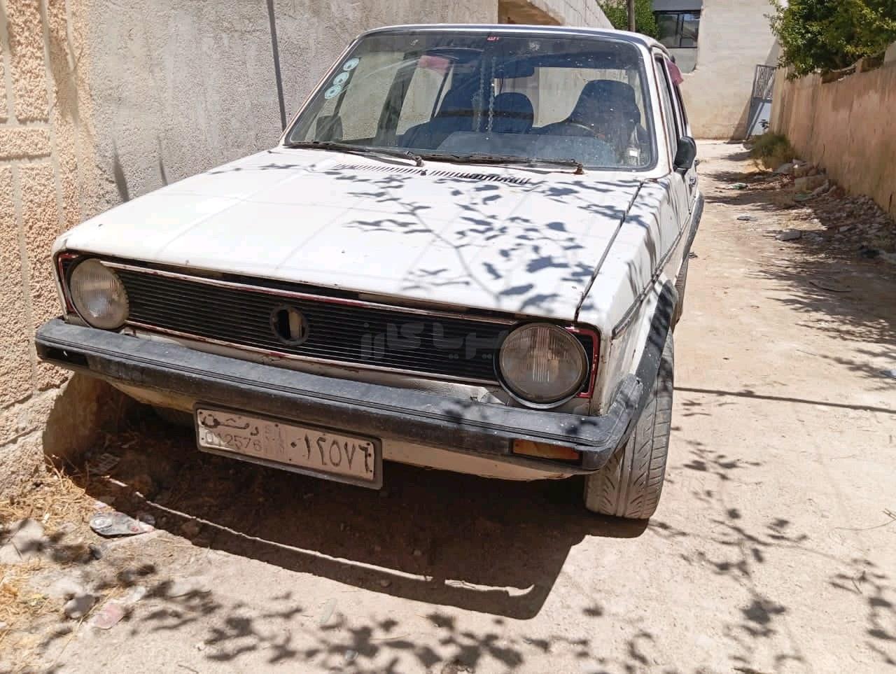 فولكس فاكن جولف 1977
