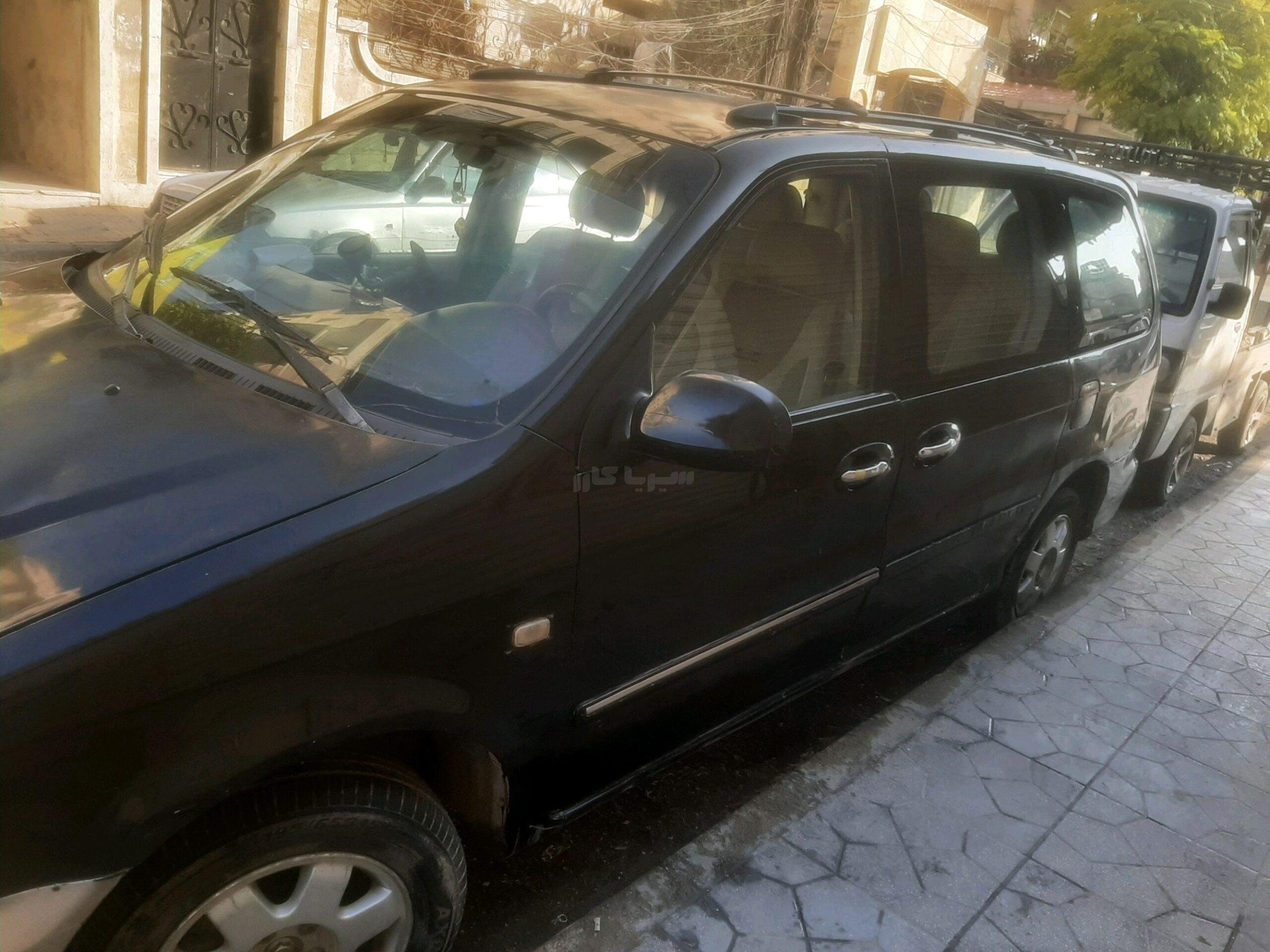 كيا كارنيفال 2003