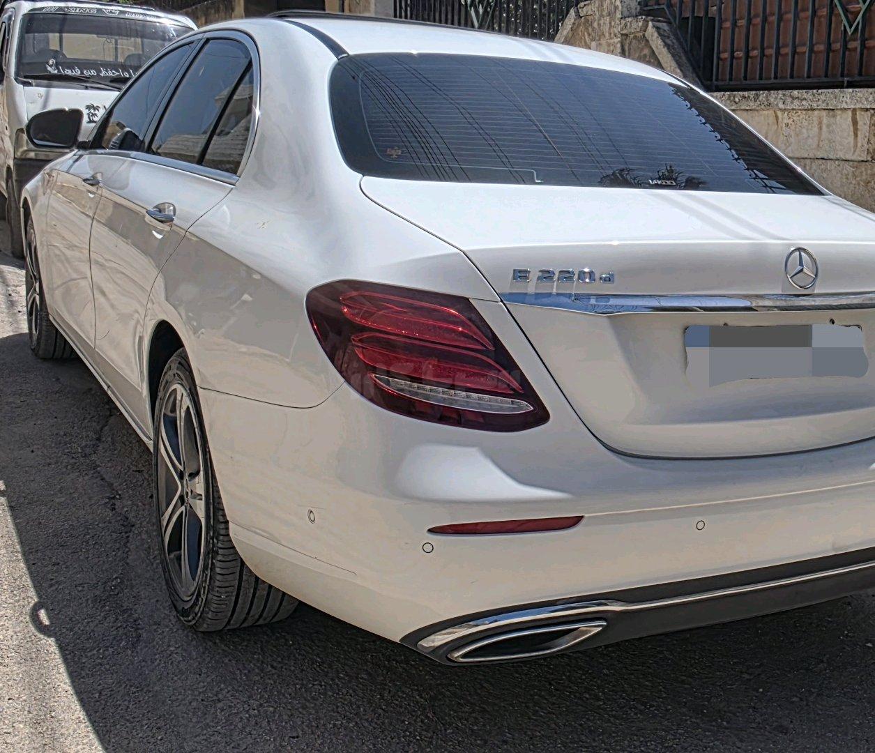 مرسيدس بينز – Mercedes benz E220