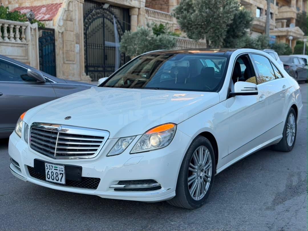 مرسيدس بينز E300 2012