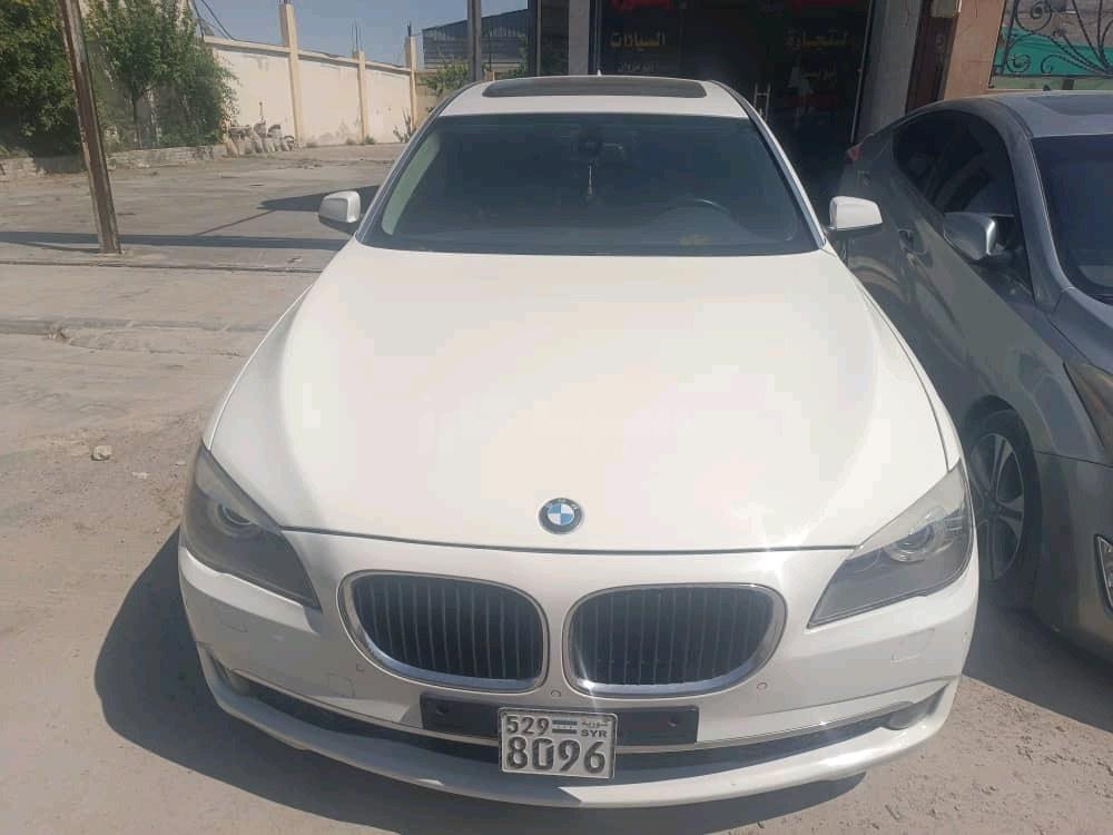 بي ام دابيليو 730 2012