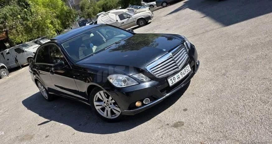 مرسيدس بينز E300 2012