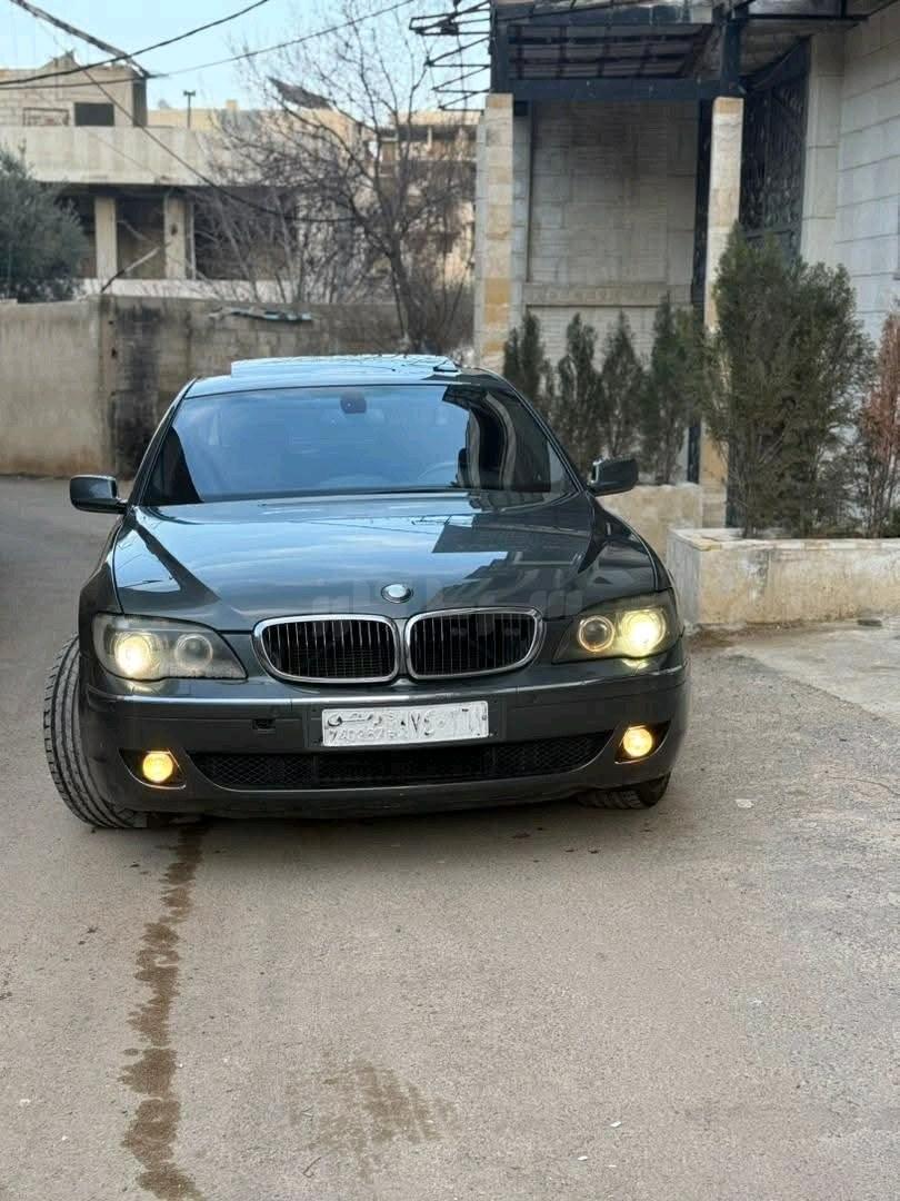 بي ام دابيليو 750 2010