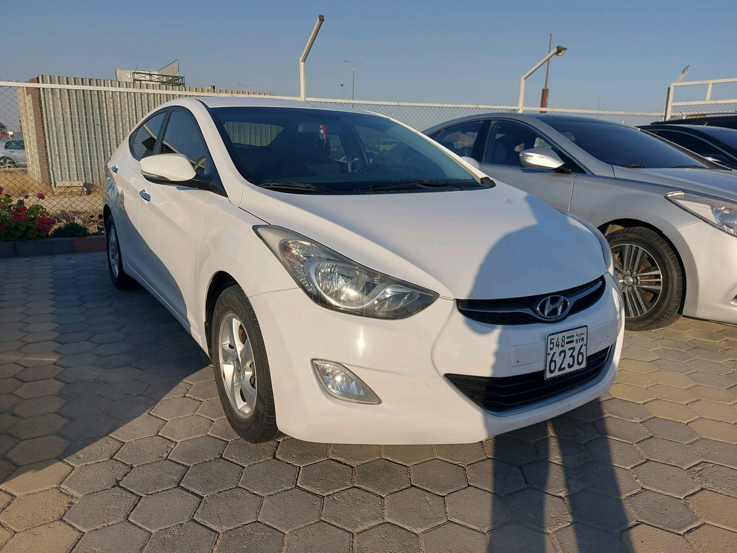 هيونداي الينترا 2013