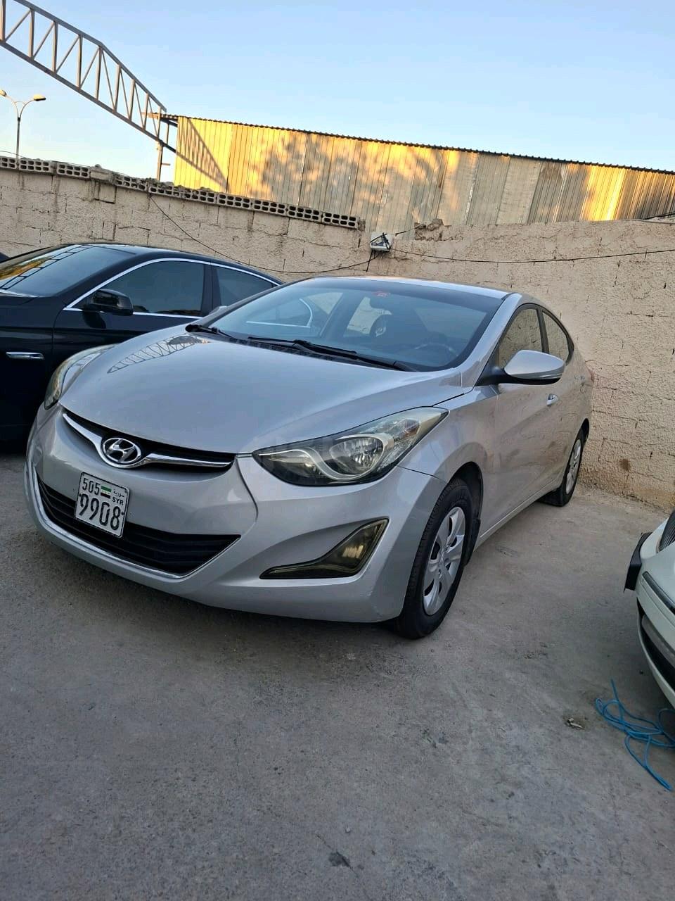 هيونداي افنتي 2014