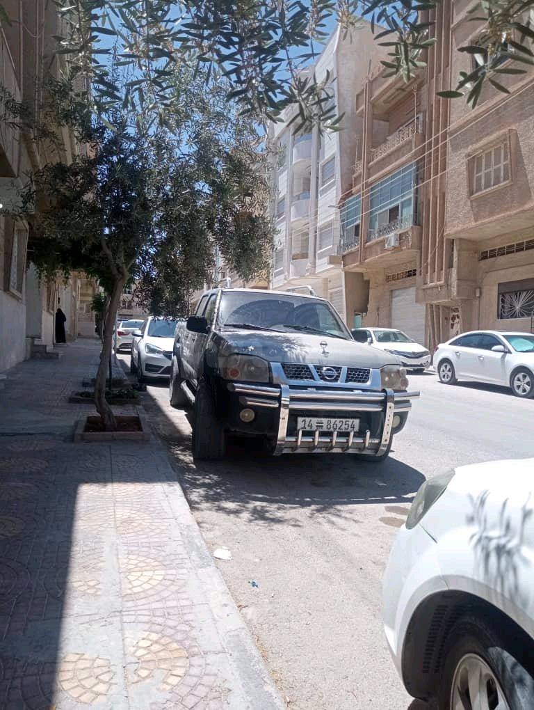 نيسان فرونتير 2003