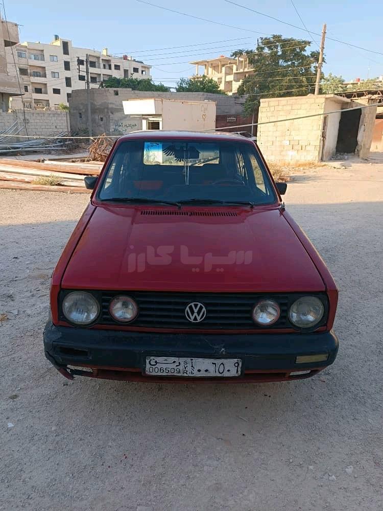 فولكس فاكن جولف 1976
