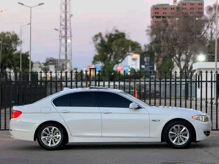 بي ام دابيليو 528 2013