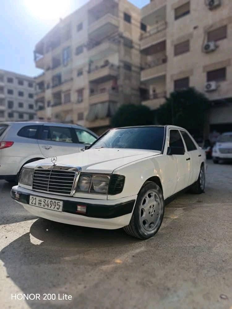 مرسيدس بينز 320 1991