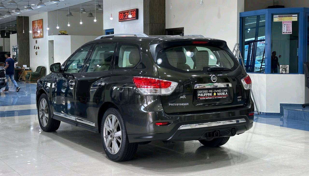 نيسان – Nissan باثفايندر-Pathfinder