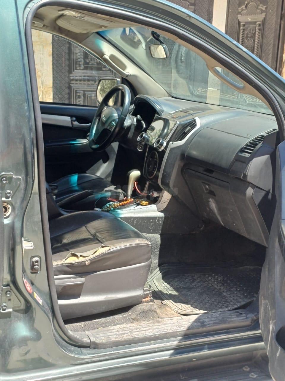 ايسوزو – Isuzu D-Max