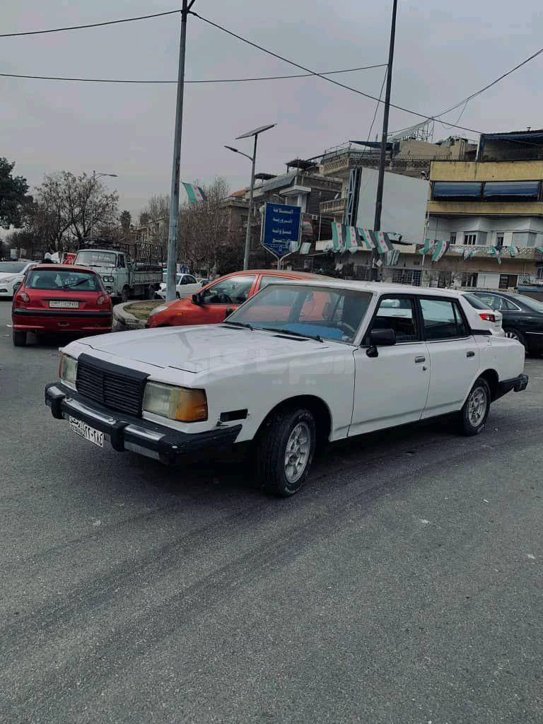 مازدا 929 1980