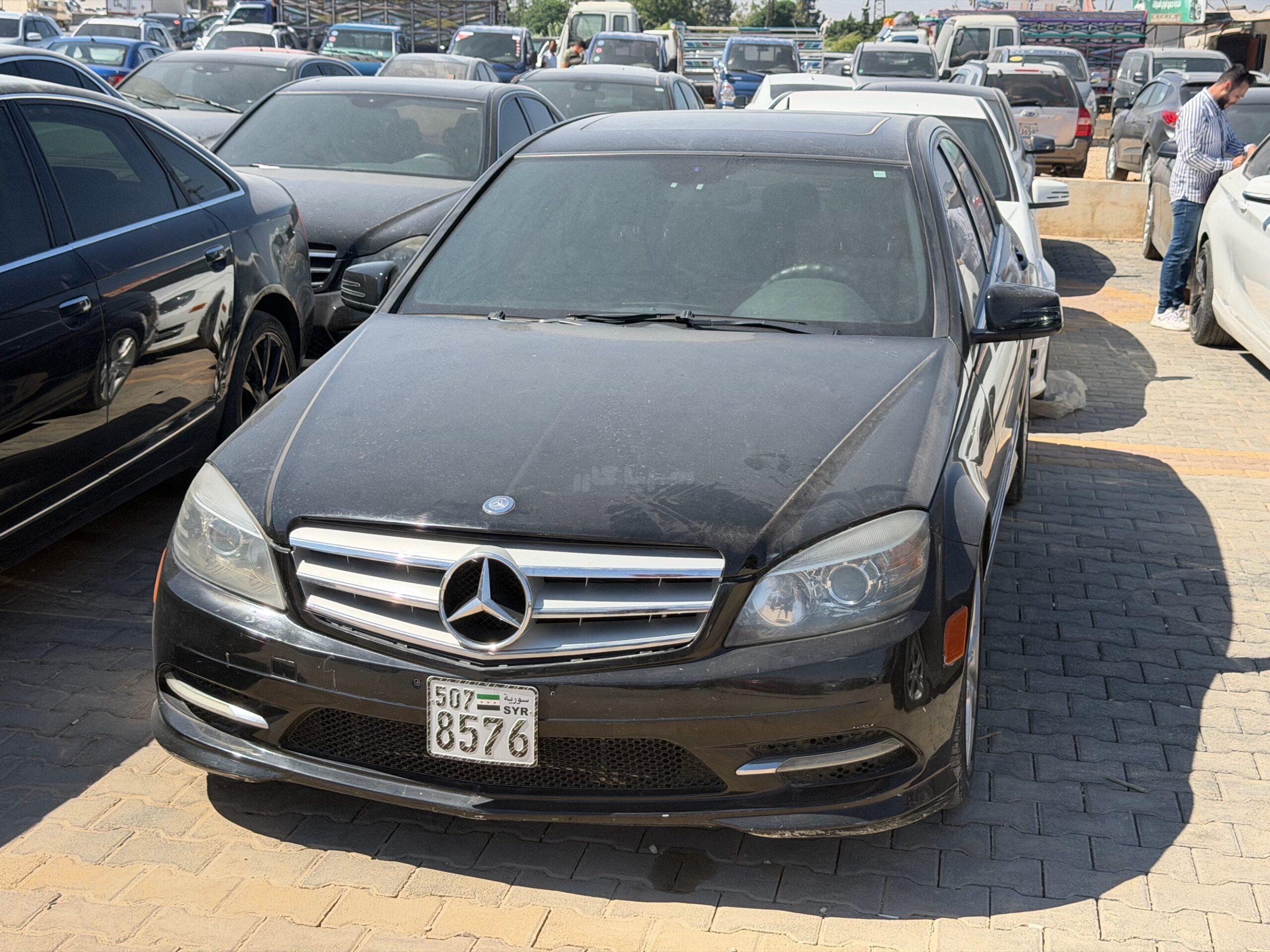 مرسيدس بينز C 300 2011