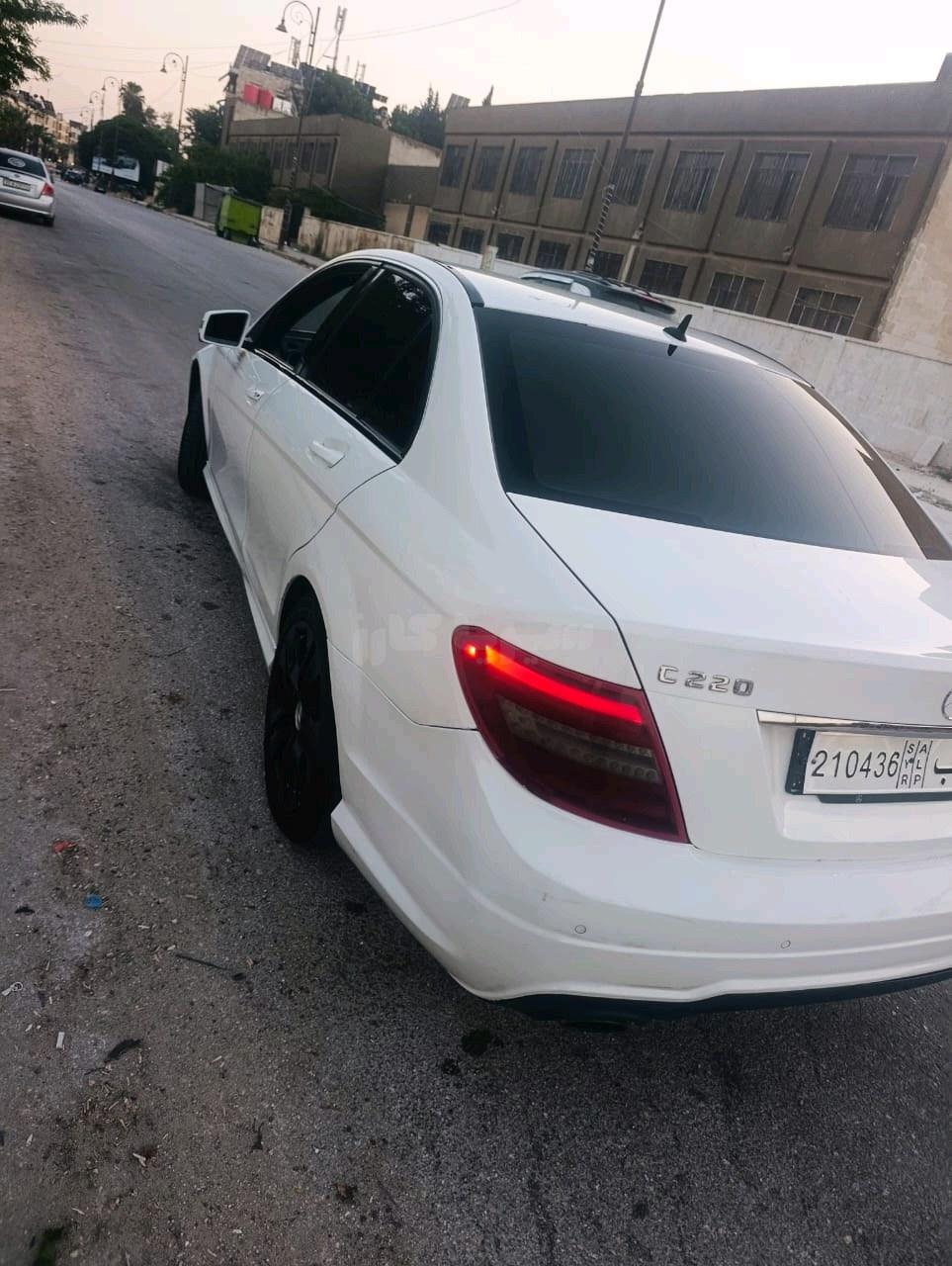 مرسيدس بينز – Mercedes benz C 220