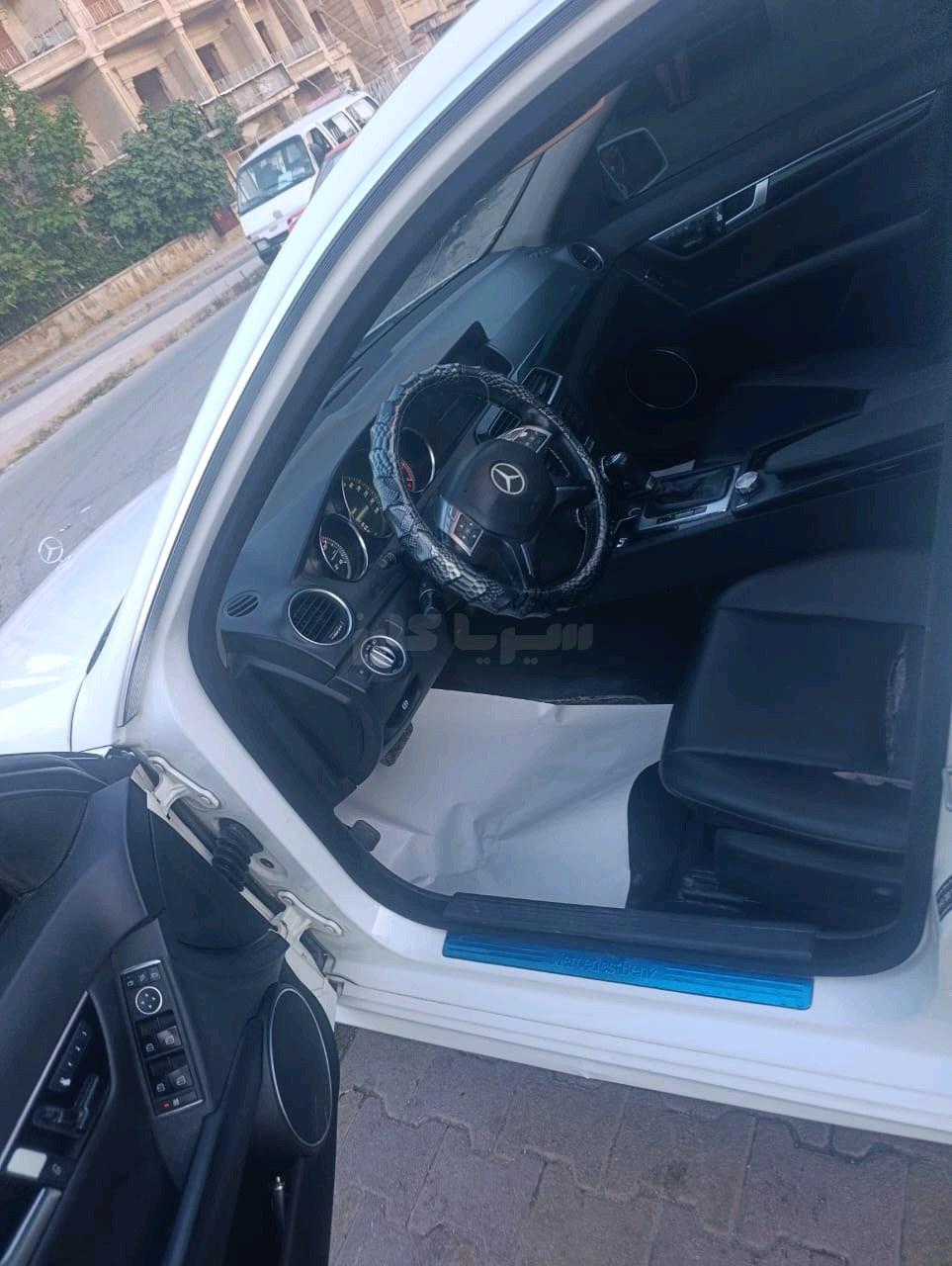 مرسيدس بينز – Mercedes benz C 220
