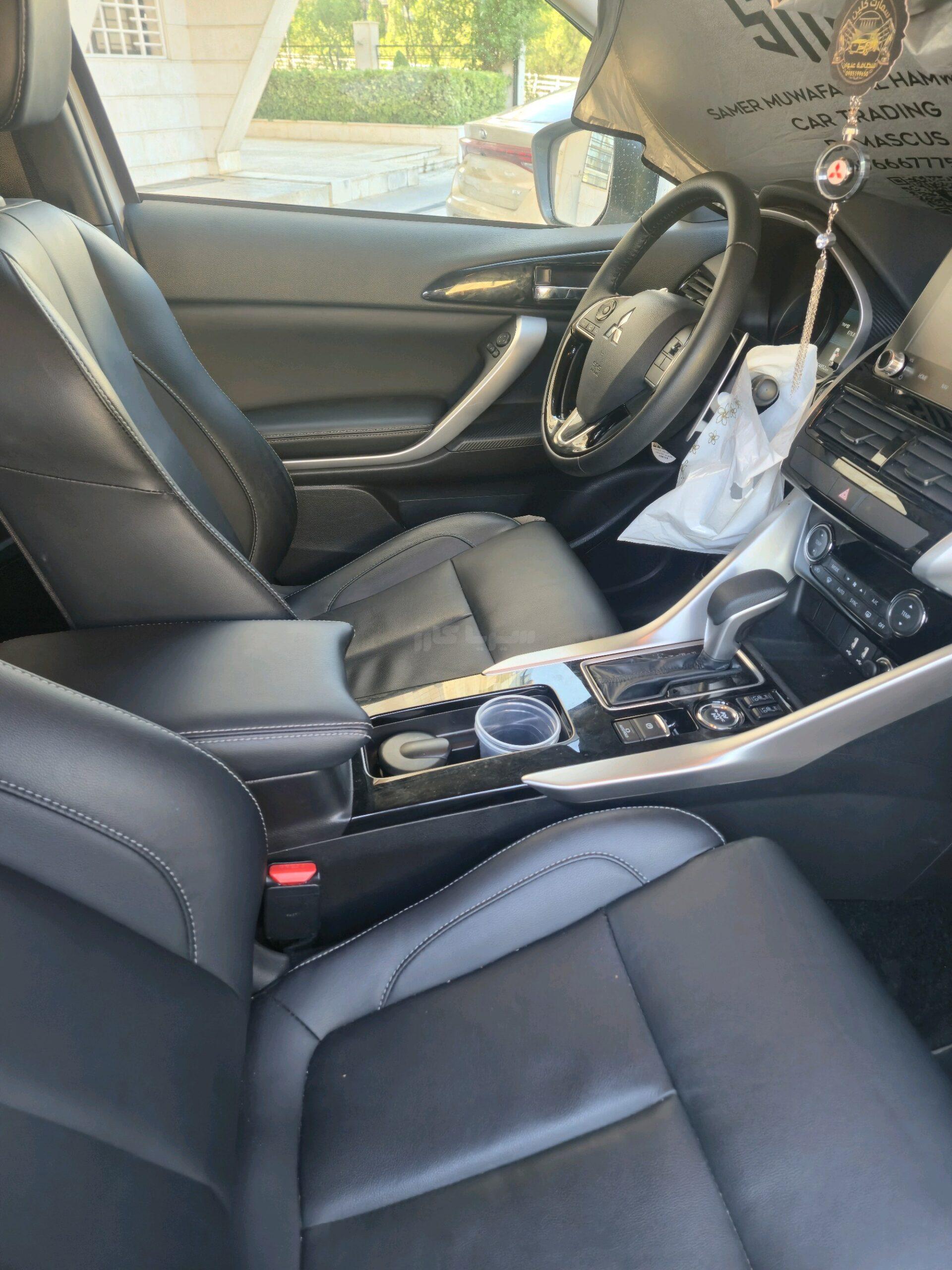 ميتسوبيشي – Mitsubishi ايكليبس كروس – Eclipse-Cross
