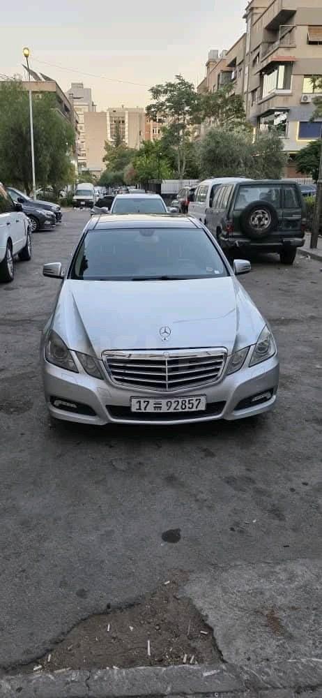 مرسيدس بينز E300 2011