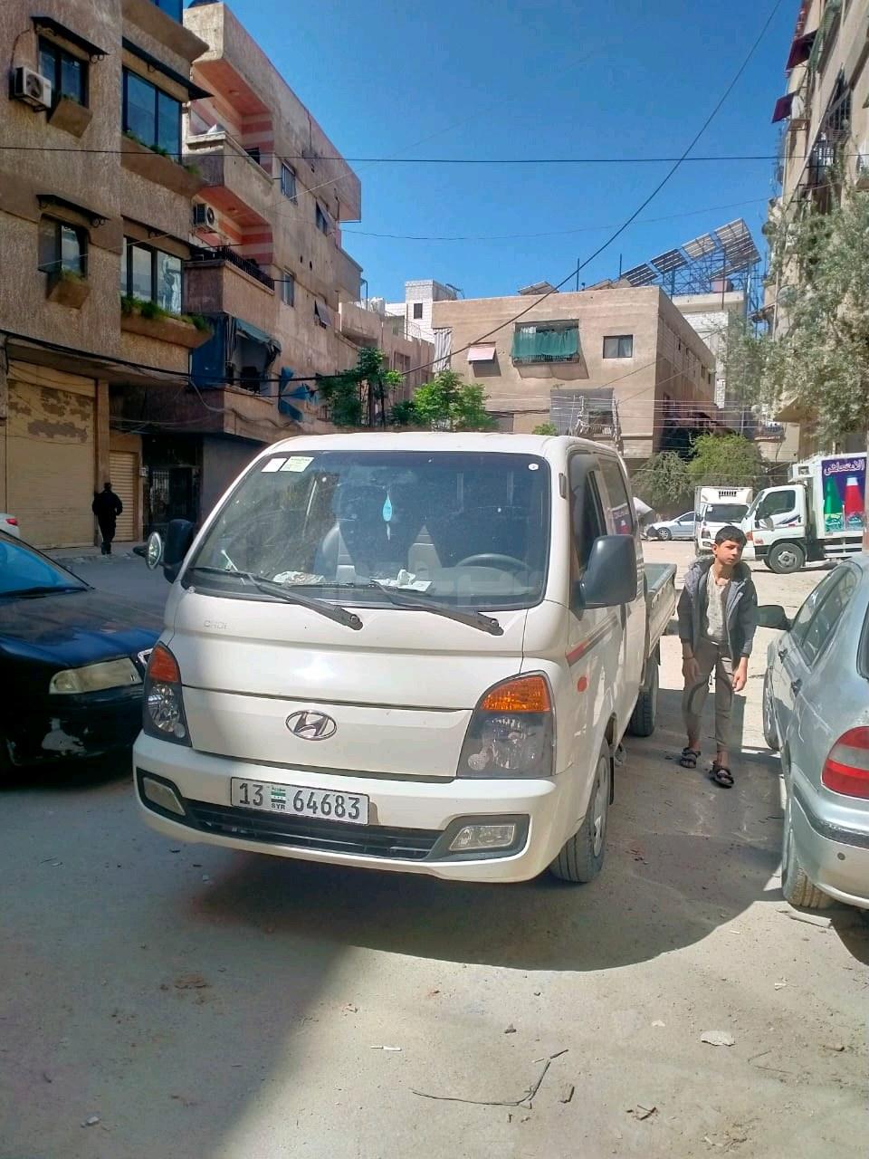 هيونداي بورتر 2012