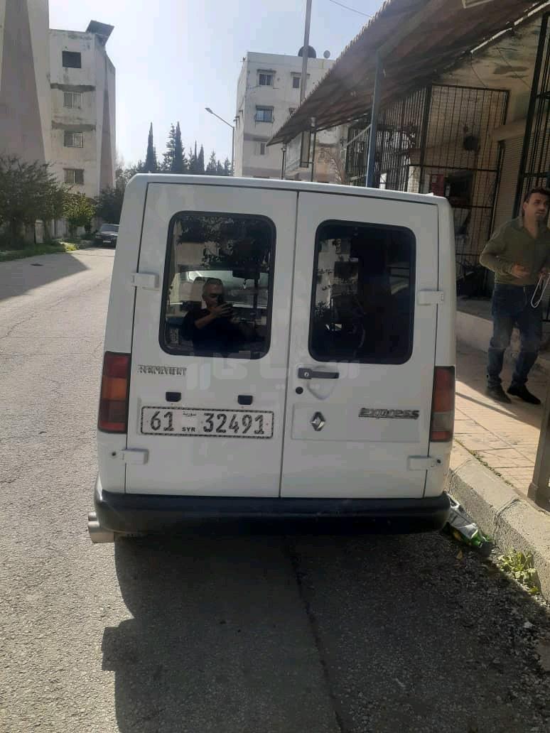 رينو – Renault ايكسبريس – Express
