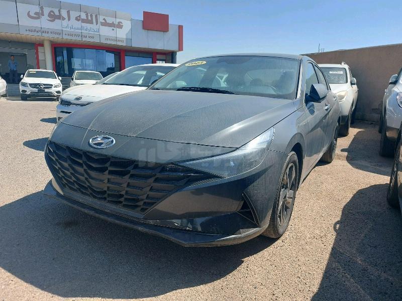 هيونداي الينترا 2023