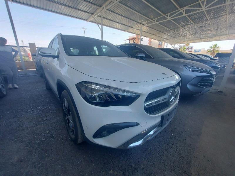 مرسيدس بينز GLA 200 2025