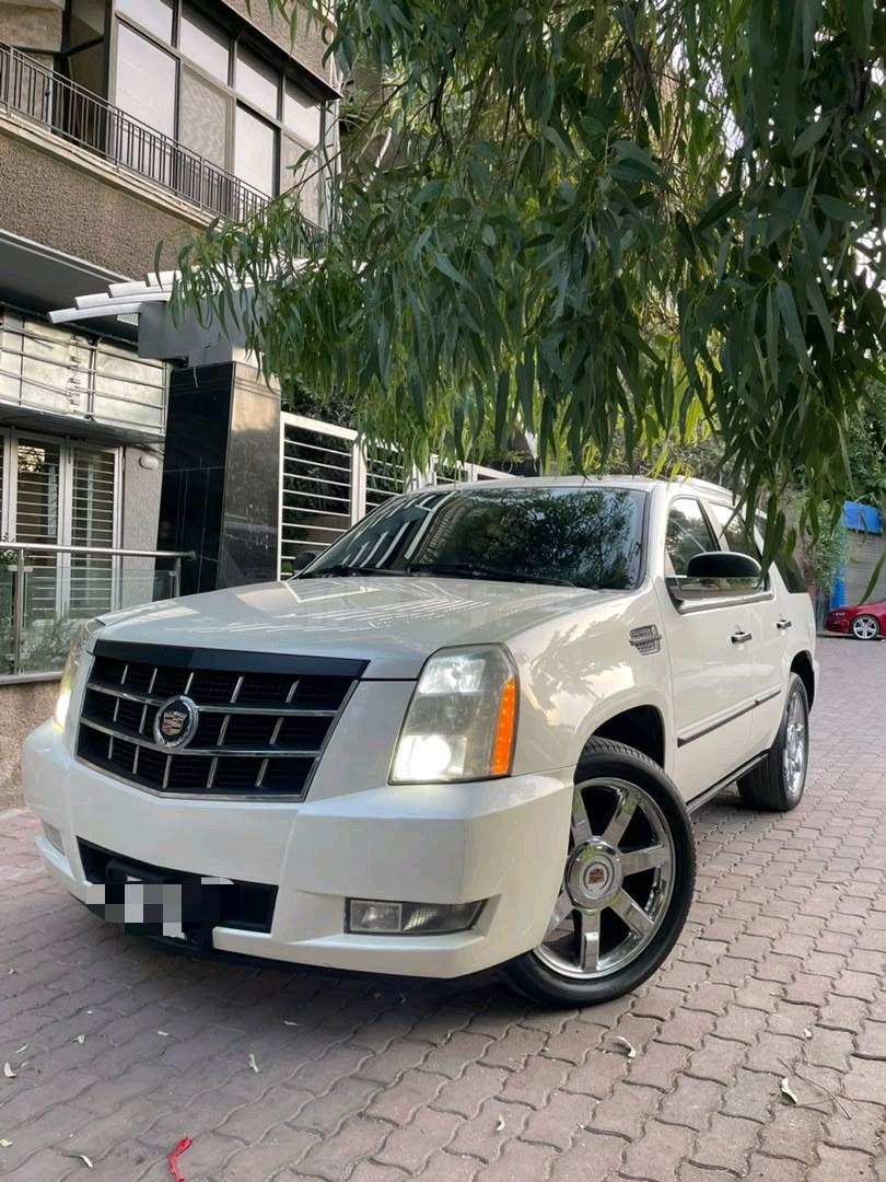 كاديلاك – Cadillac ايسكاليد – Escalade