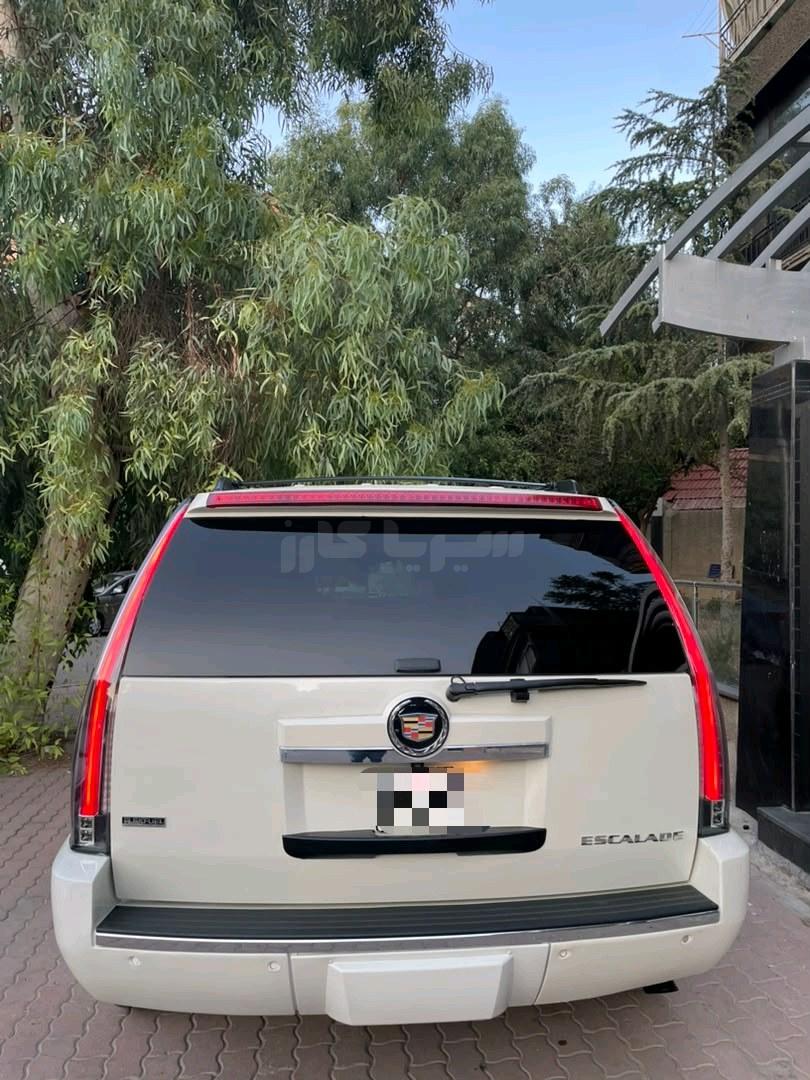 كاديلاك – Cadillac ايسكاليد – Escalade