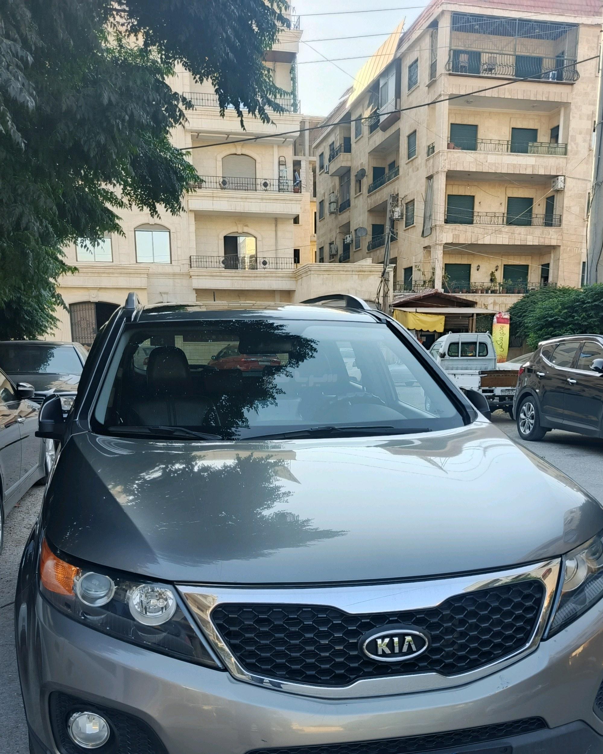 كيا سورينتو 2010