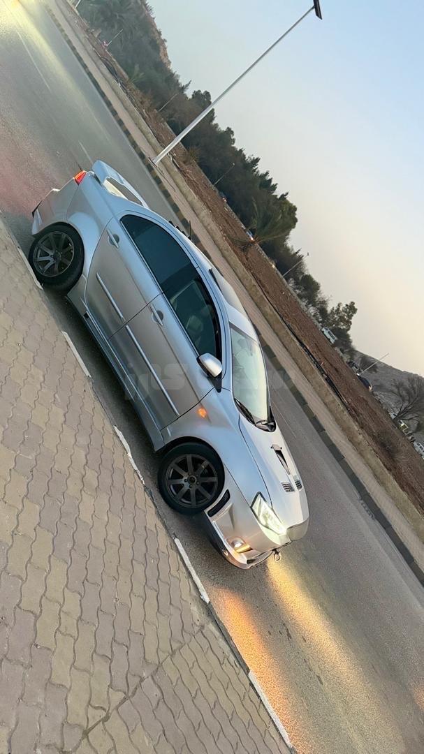 ميتسوبيشي – Mitsubishi لانسر – Lancer