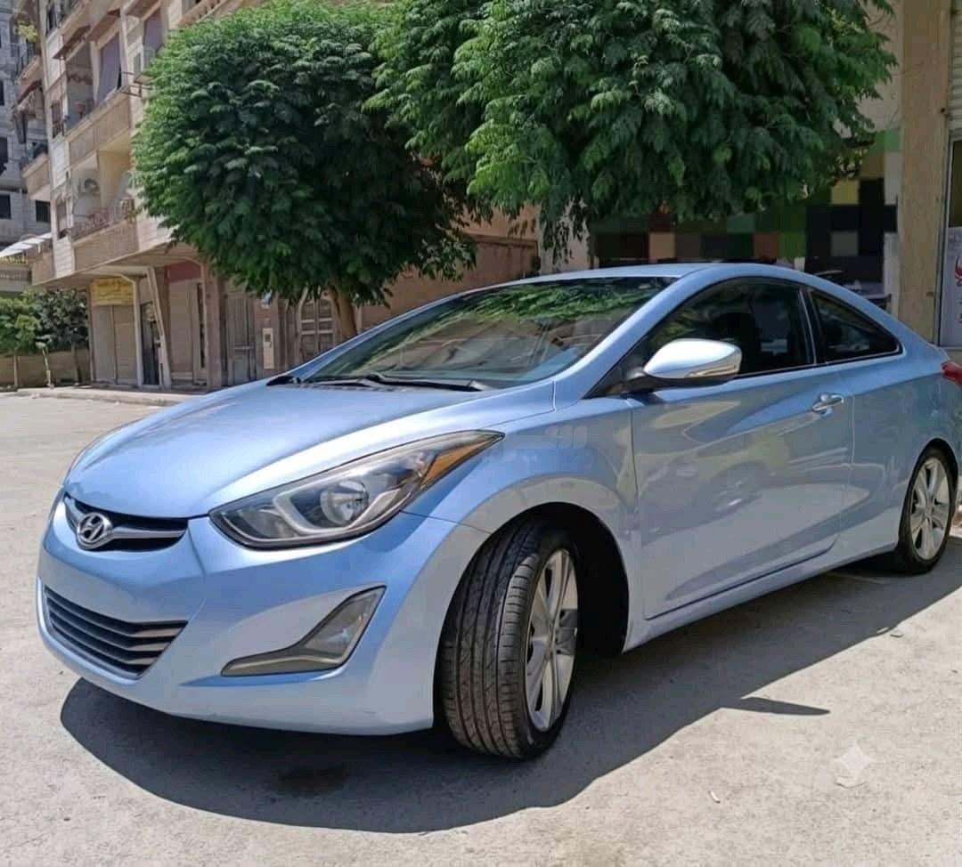 هيونداي الينترا 2011
