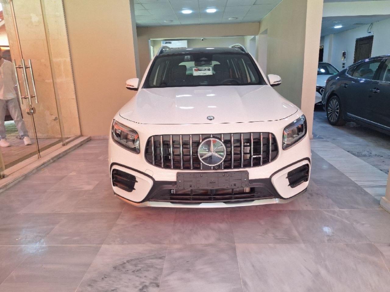 مرسيدس بينز GLB 35 AMG 2026