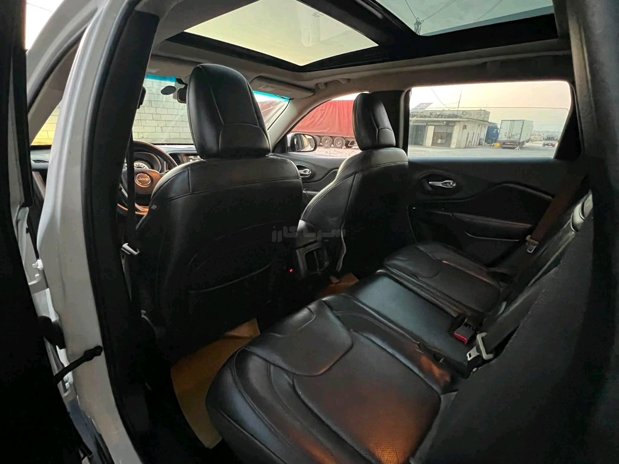 جيب – Jeep شيروكي – Cherokee