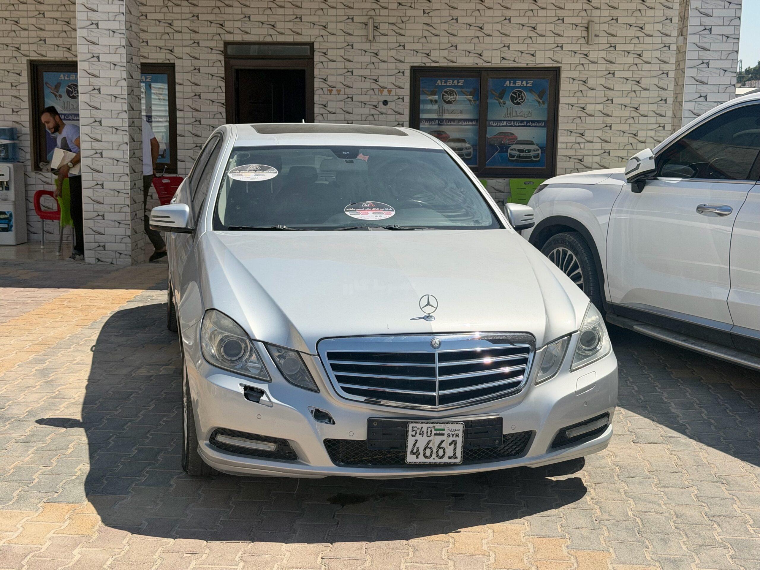 مرسيدس بينز E300 2011