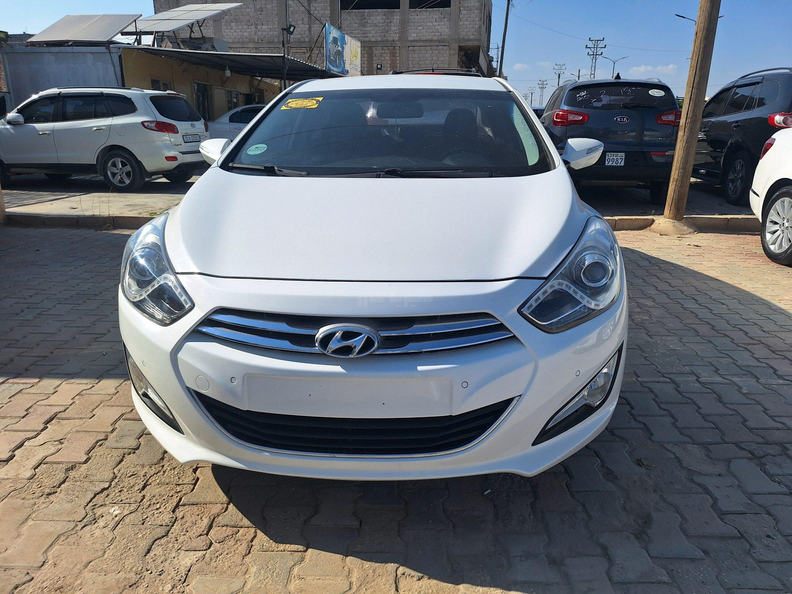 هيونداي i40 2012