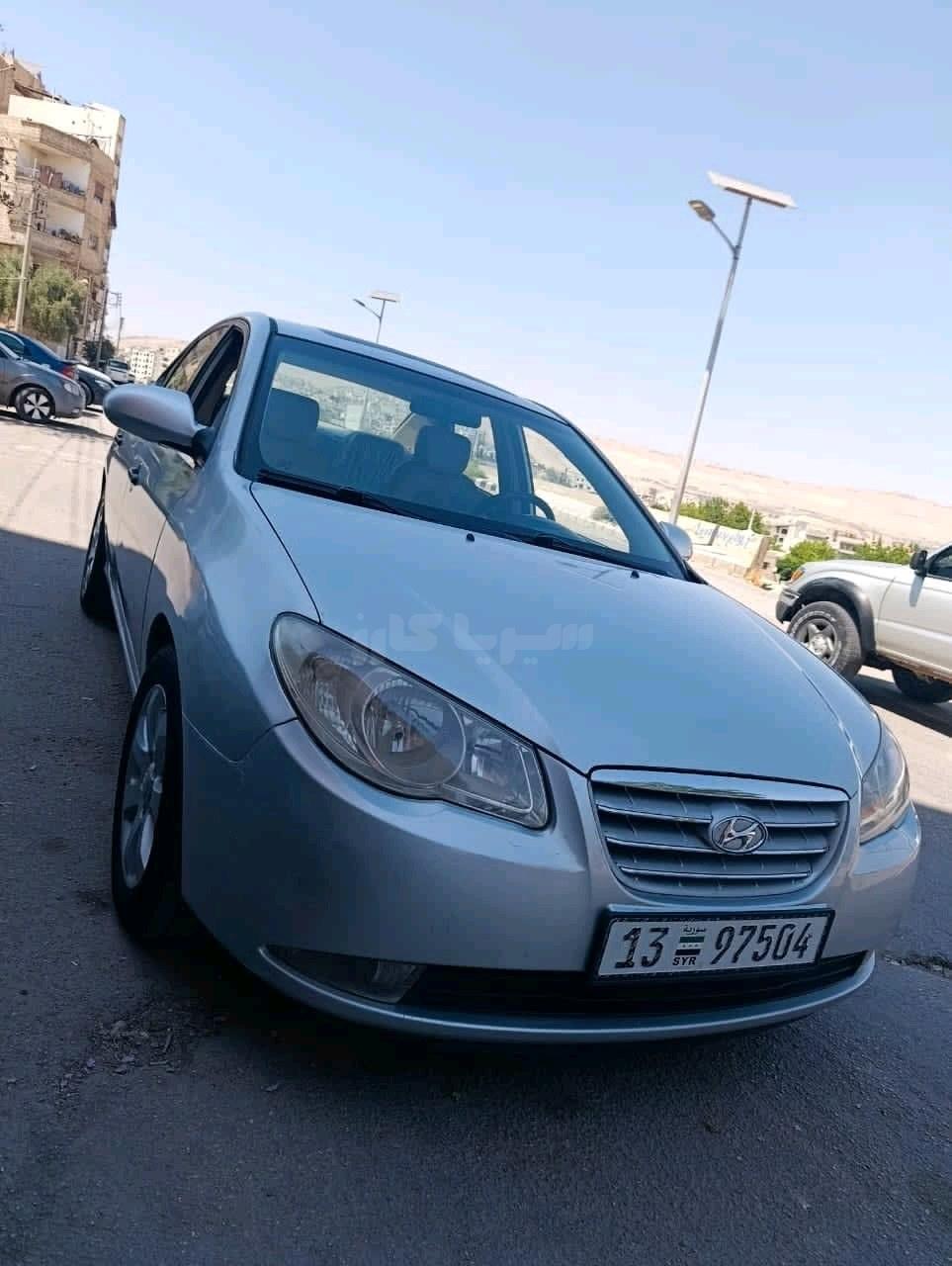 هيونداي الينترا 2010
