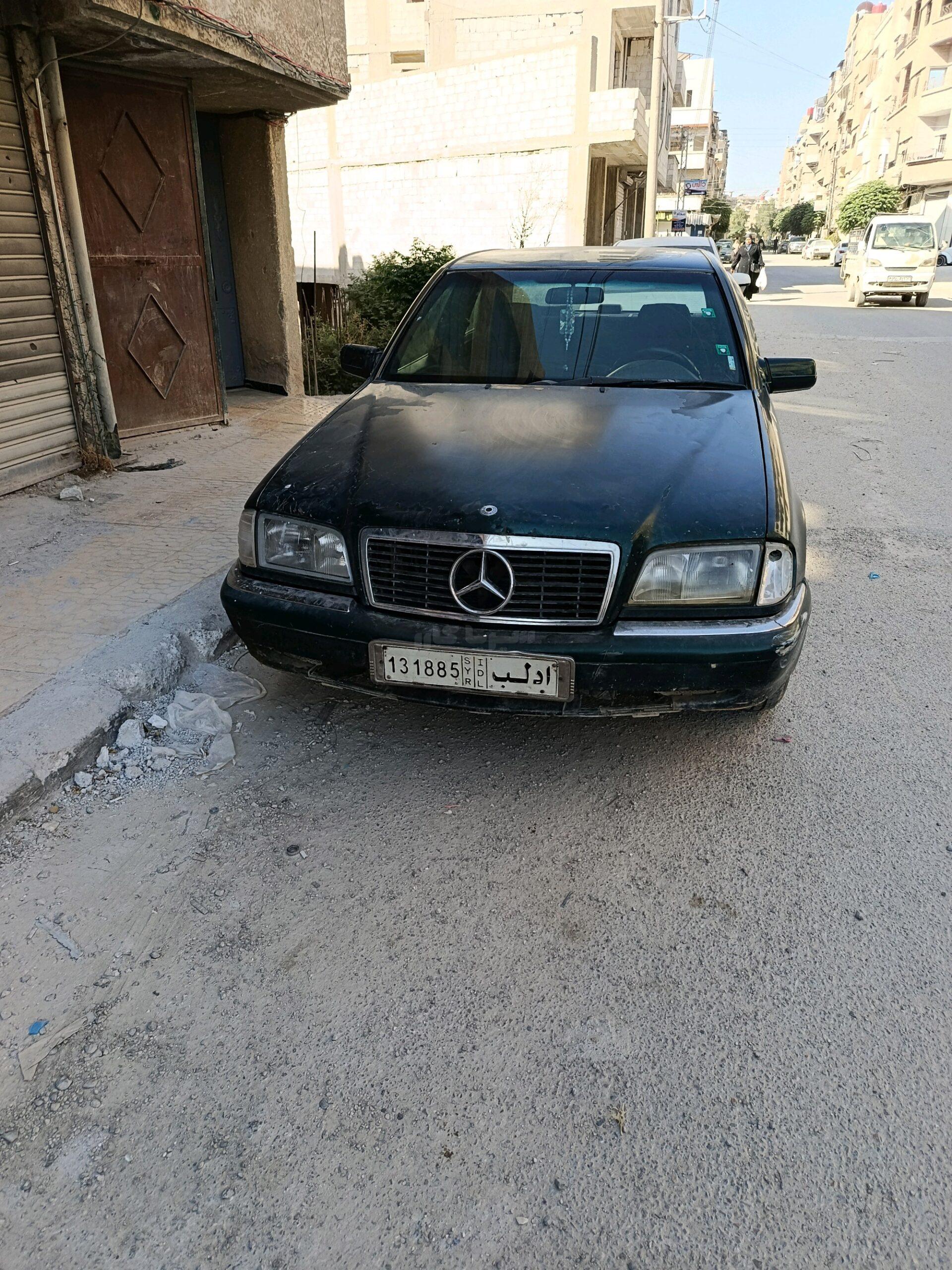 مرسيدس بينز C 220 2001