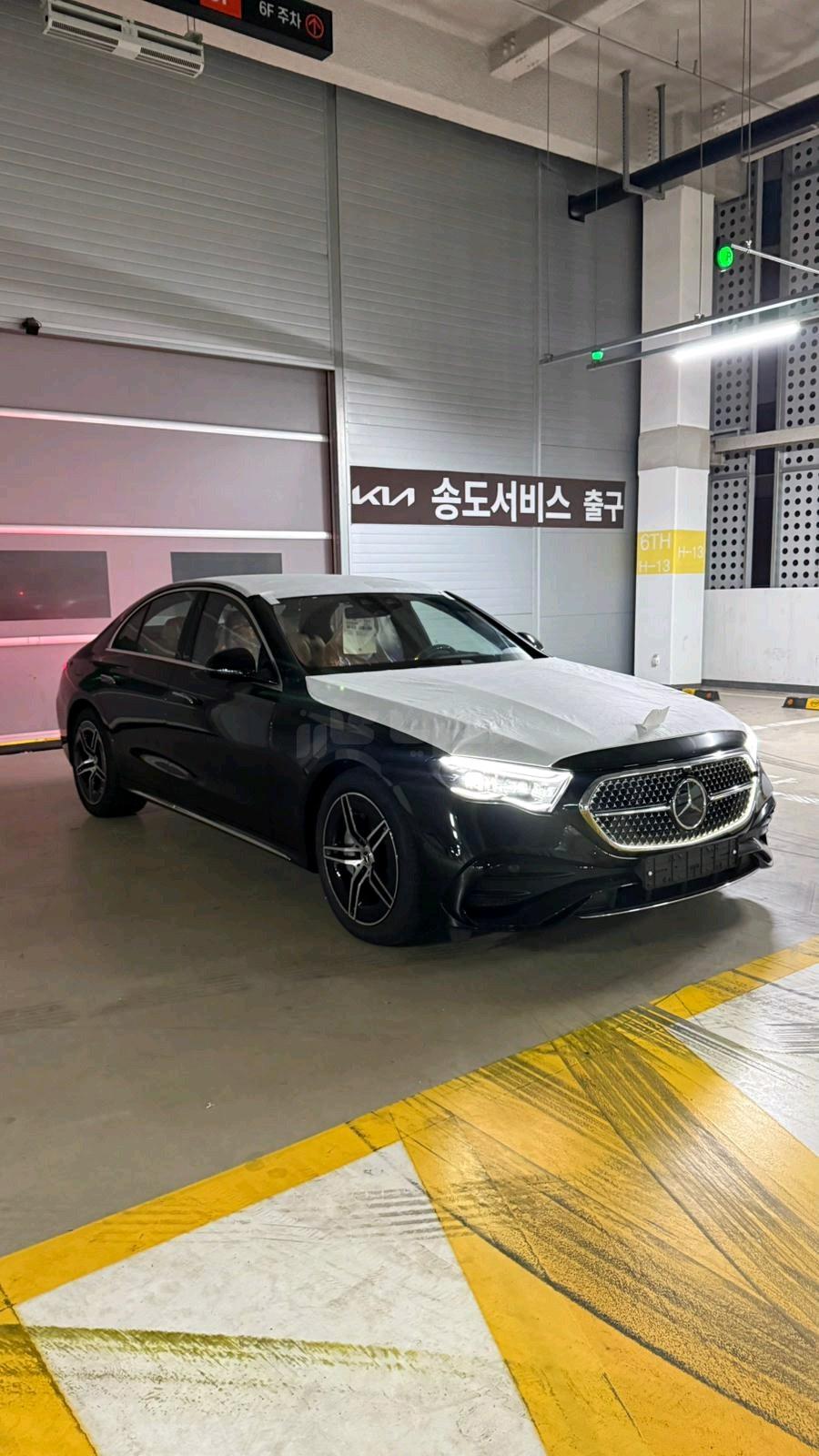 مرسيدس بينز - Mercedes benz E300