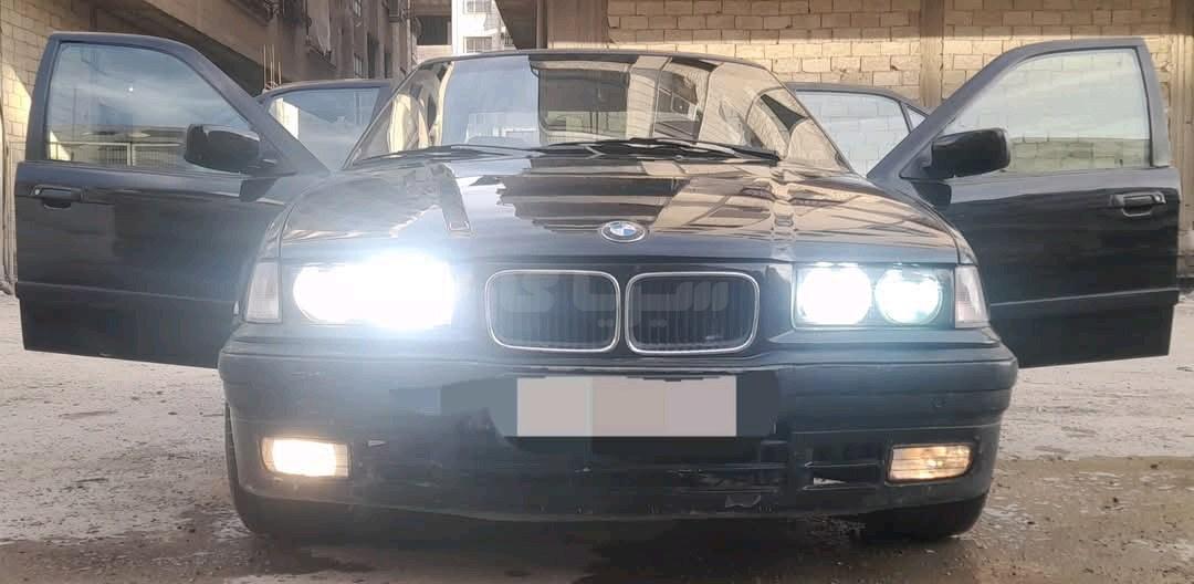 بي ام دابيليو 318 1991