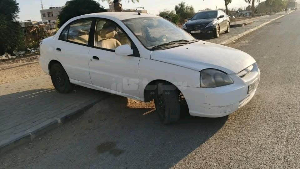 كيا ريو 2003
