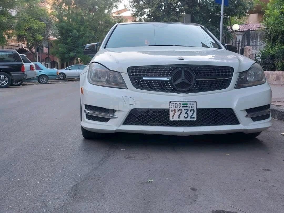 مرسيدس بينز C 300 2013