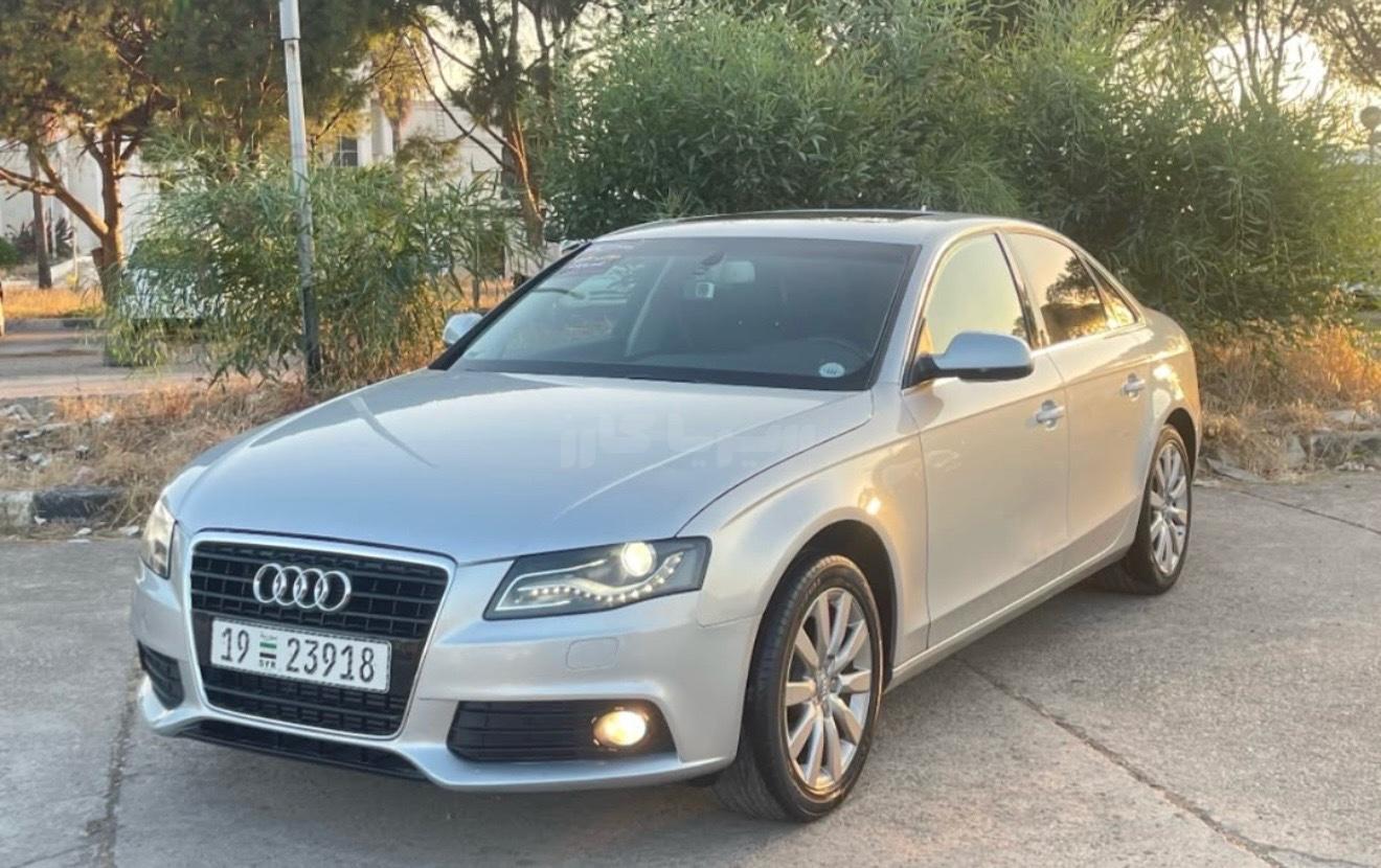 اودي A4 2011