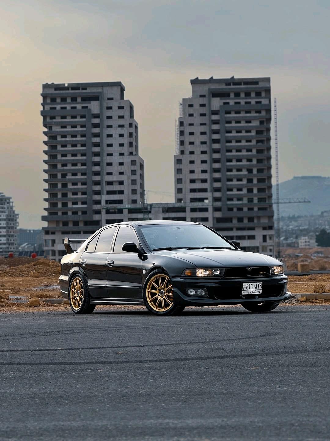 ميتسوبيشي غالانت 2000