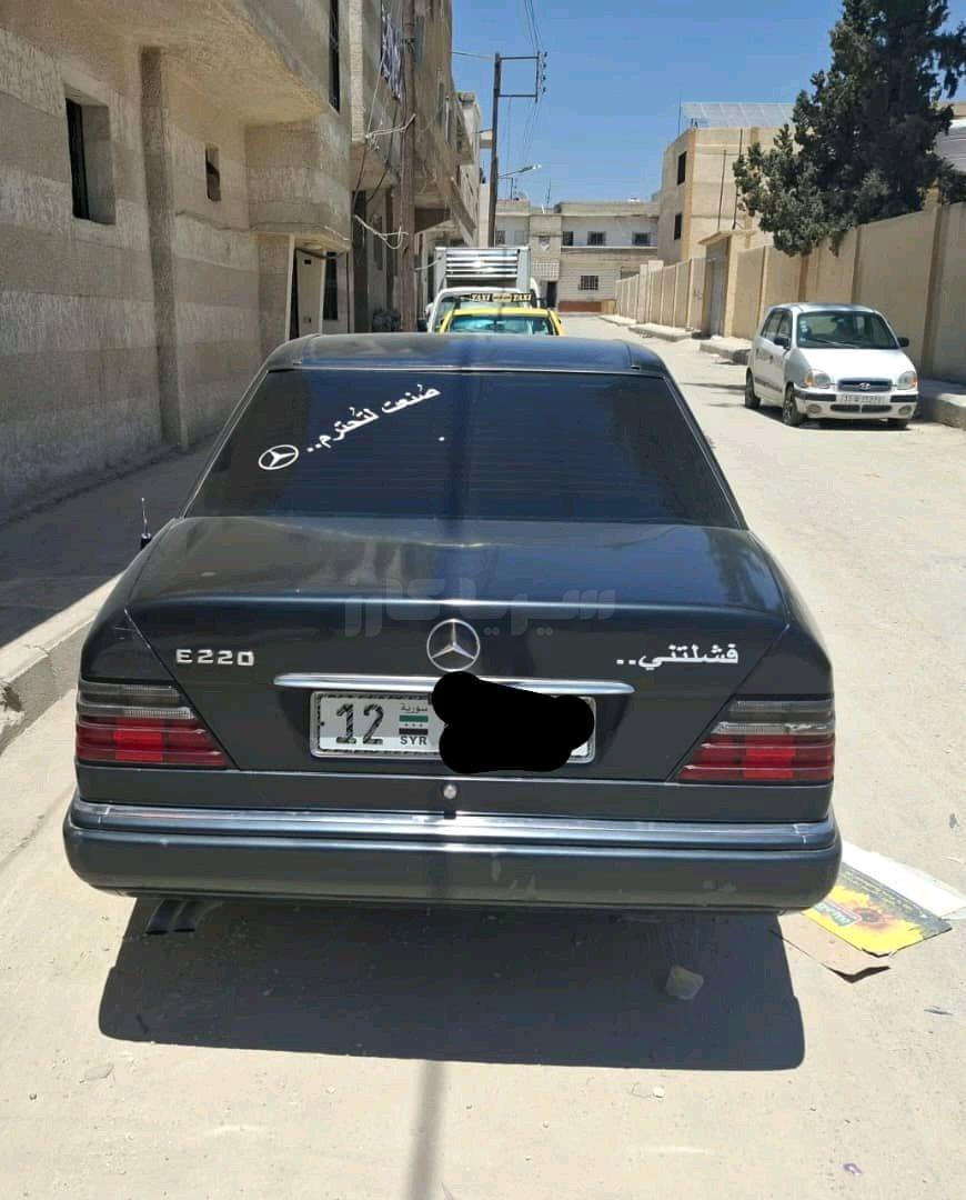 مرسيدس بينز 220 1989