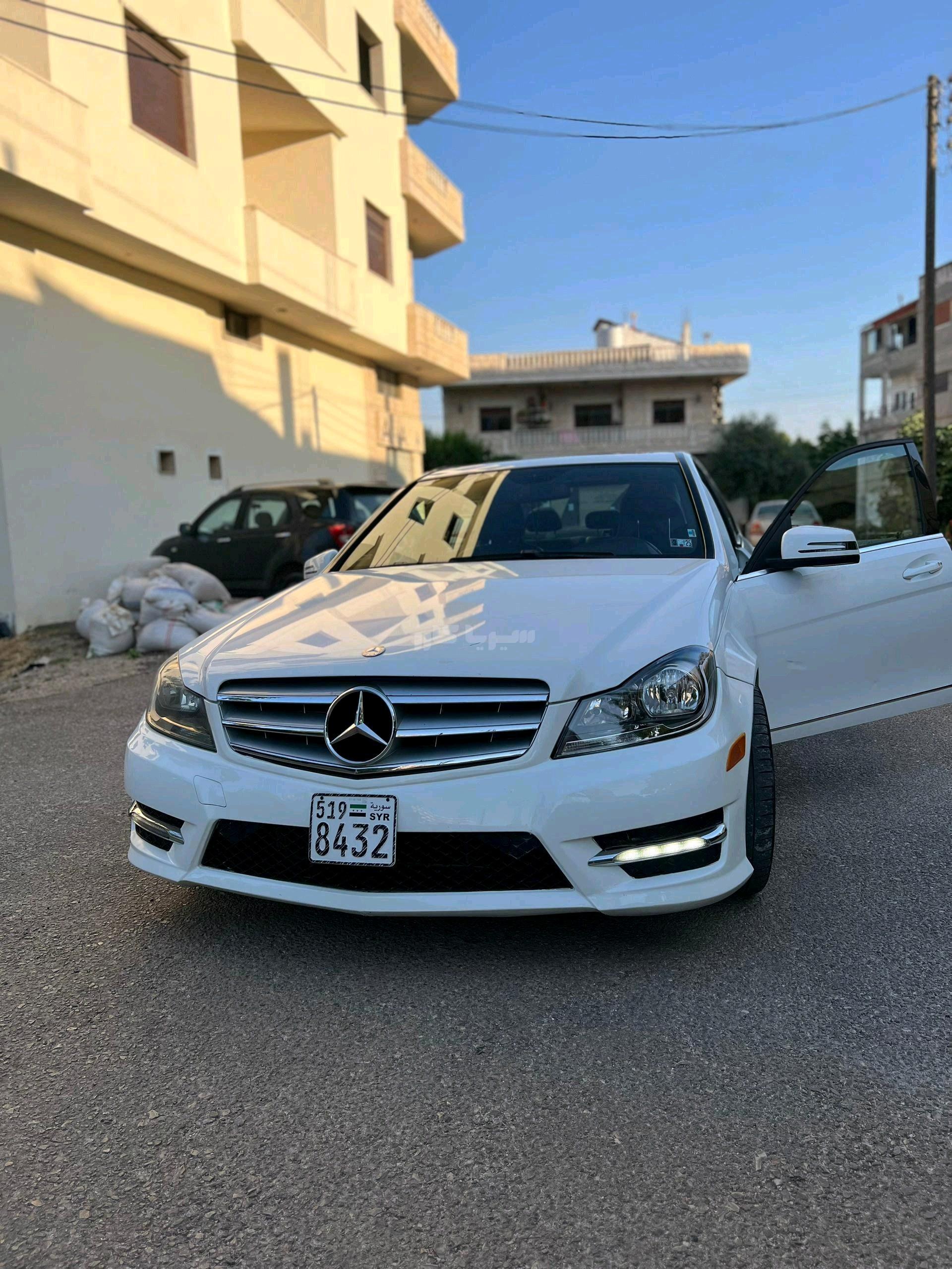 مرسيدس بينز C 300 2013