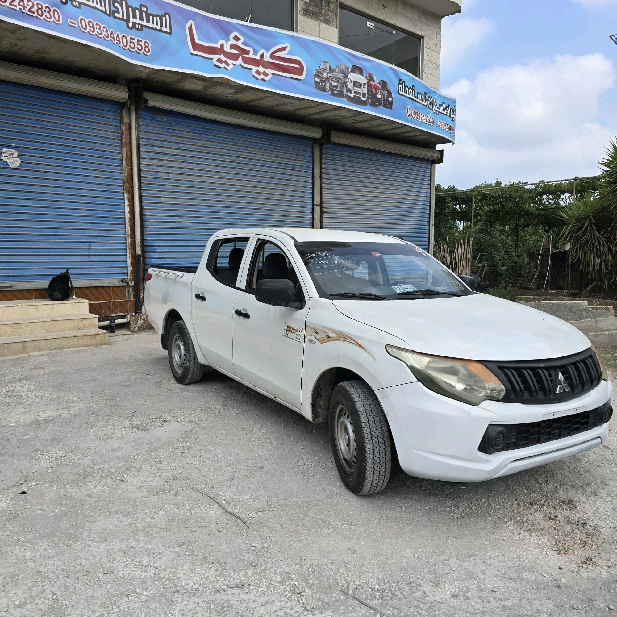 ميتسوبيشي L200 2015